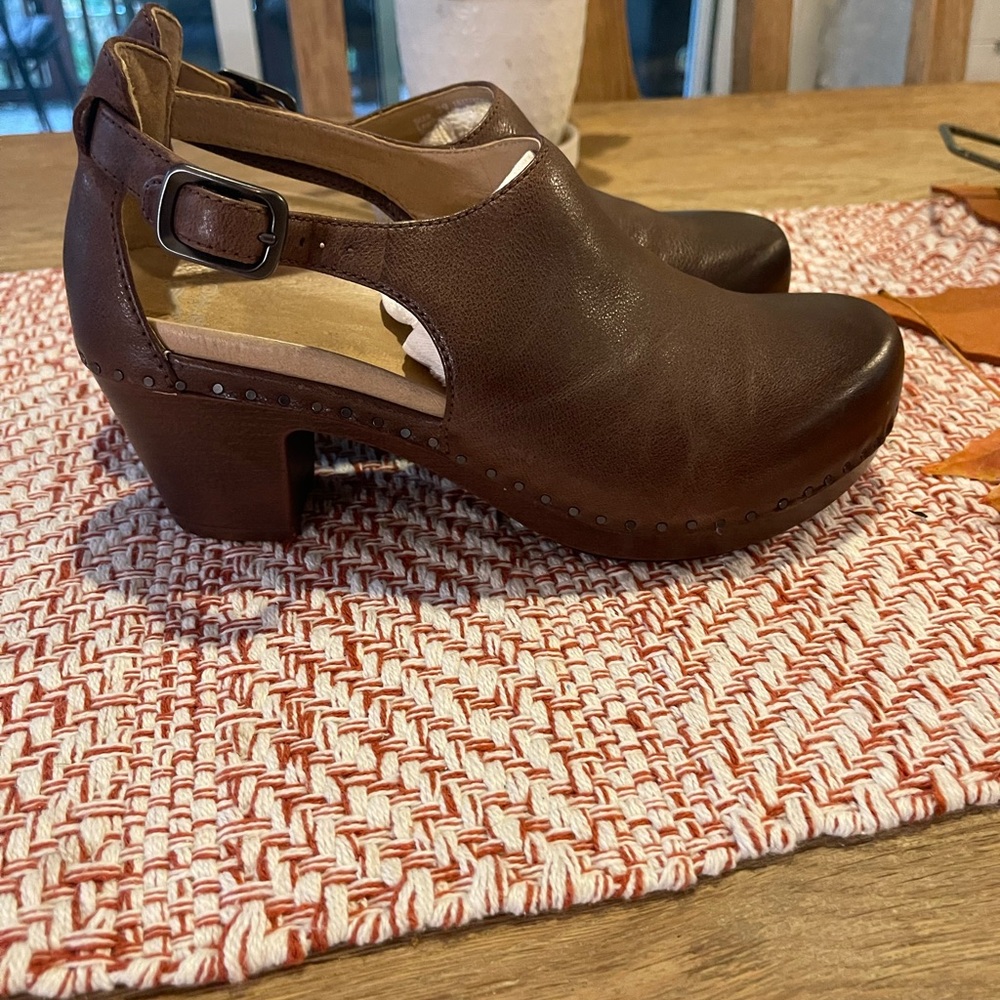Dansko Sassy Brown Leather Mules with Cutout Design